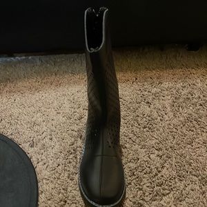 New black toddler boots